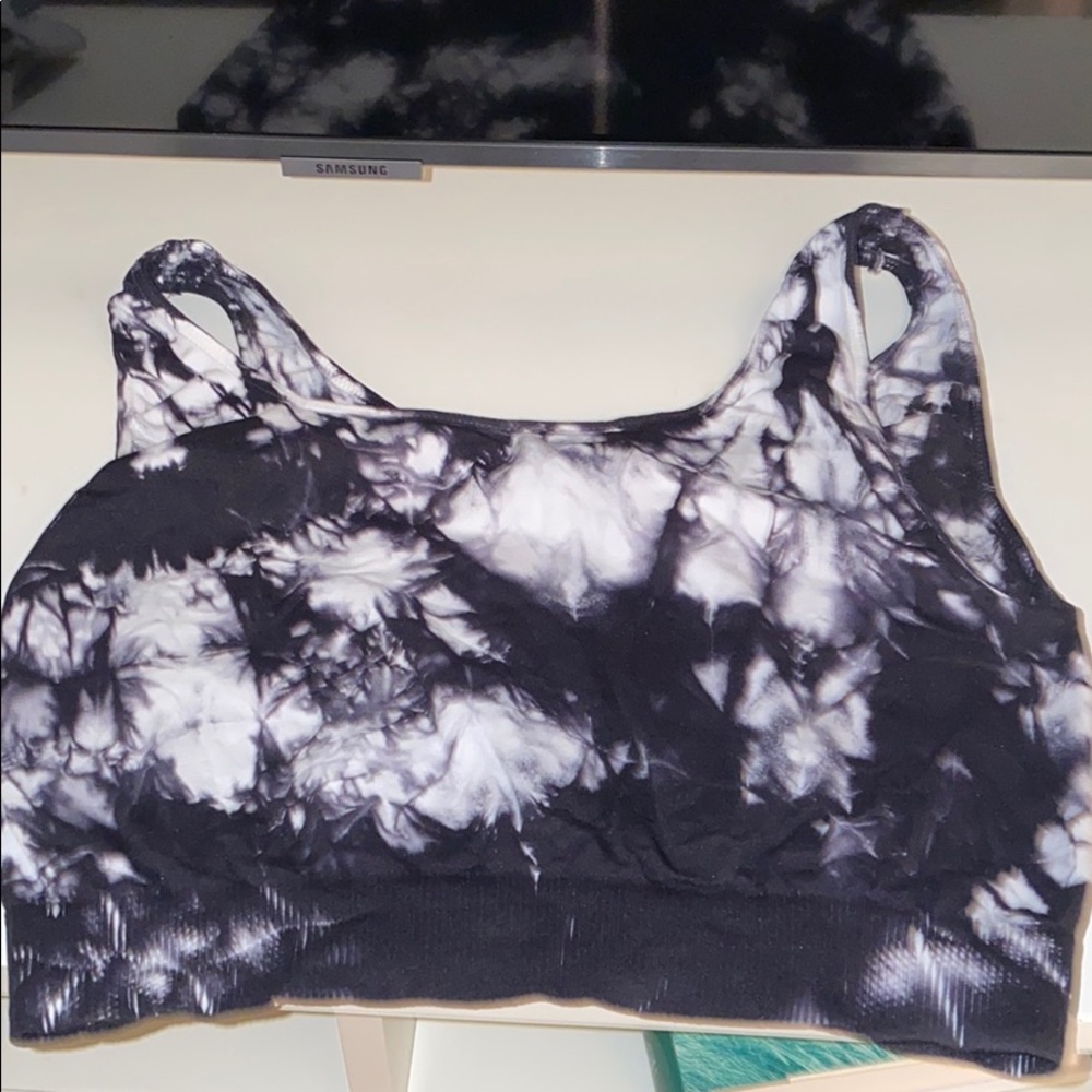 Sports bra